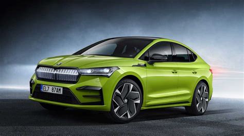 Škoda Enyaq Coupé iV in Mamba Green