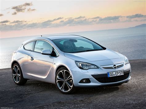 Afmetingen Opel Astra GTC