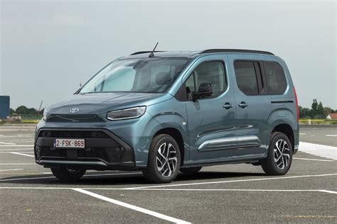 Afmetingen Toyota ProAce City