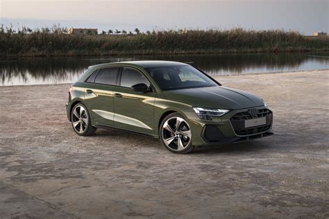 Audi A3 met zwarte logo's