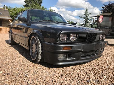 BMW E30 M Tech 2