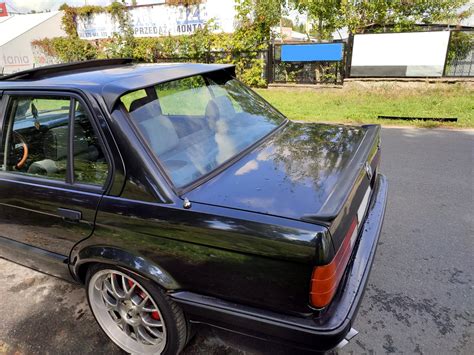 BMW E30 met Zender Spoiler