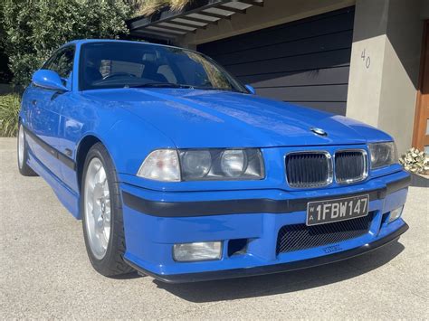BMW E36 Santorini Blauw