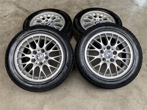 BMW E46 met 16 inch velgen