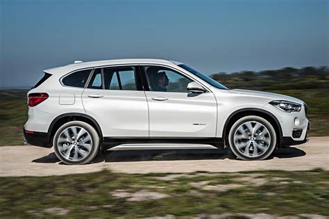 BMW in Mineralweiss Metallic