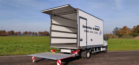 Bakwagen met laadklep