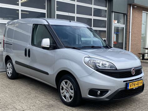 Fiat Doblo Grijs