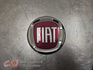 Fiat Embleem Onderdelenlijn