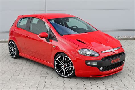 Fiat Punto met booskijkers