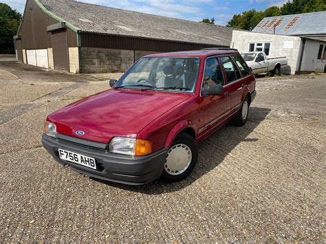 Ford Escort Mk4