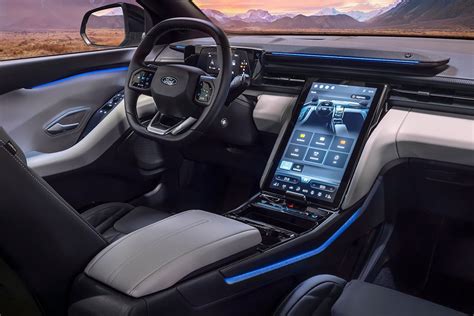 Ford Explorer Electric interieur
