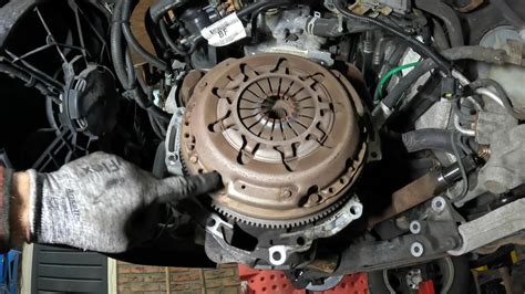 Ford Focus koppeling vervangen