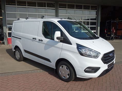 Ford Transit Custom met dakdragers