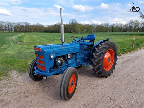 Fordson Dexta Stuurhuis
