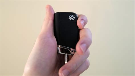 Hoe vervang je de batterij van je autosleutel