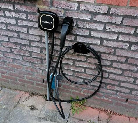 Installatie van een laadpaal