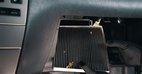 Interieurfilter vervangen