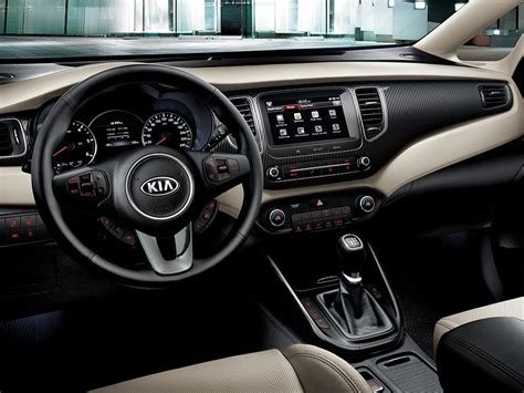 Kia Carens interieur