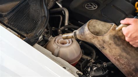 Koelvloeistof bijvullen