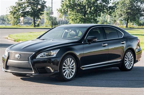 Lexus LS 460