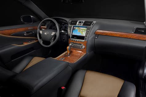 Lexus LS 460 Interior