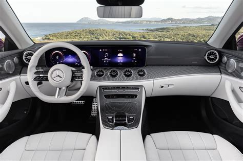 Mercedes E-Klasse Interieur
