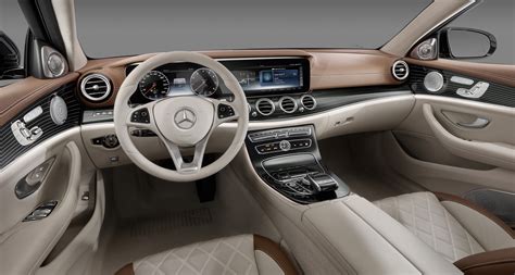 Mercedes-Benz E-Klasse interieur