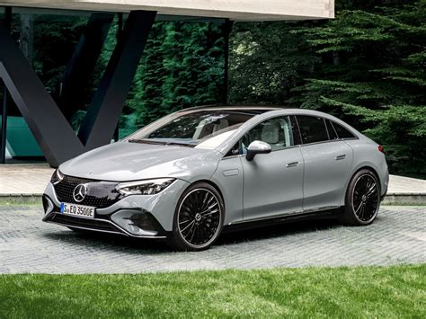 Mercedes-Benz EQE Voorzijde