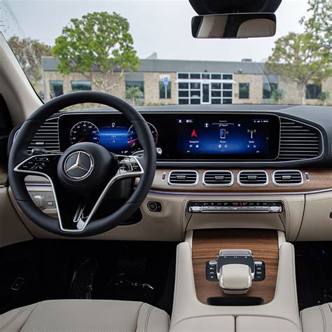 Mercedes-Benz GLE MBUX