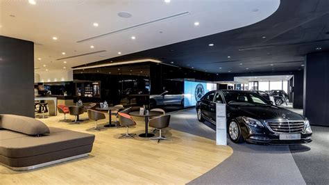 Mercedes-Benz Showroom