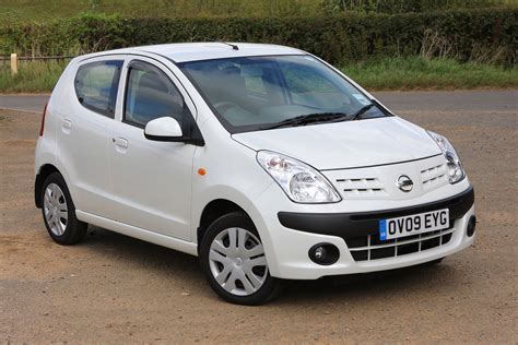 Nissan Pixo