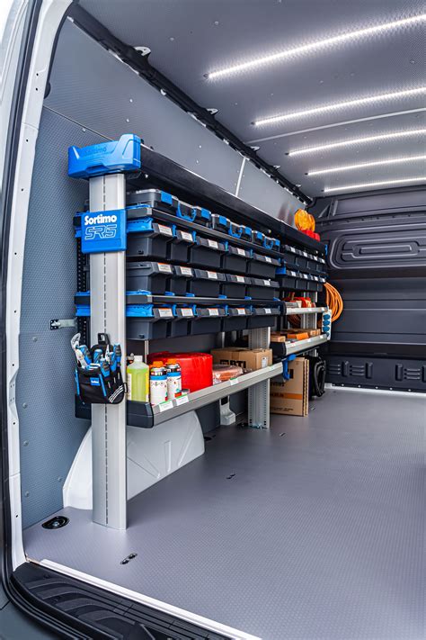 Opel Movano bedrijfswageninrichting