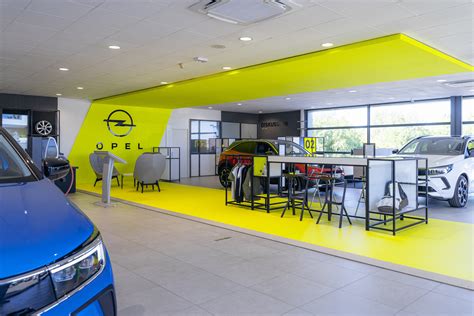 Opel Showroom Woerden