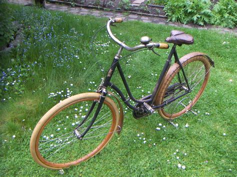 Oude Peugeot Fiets