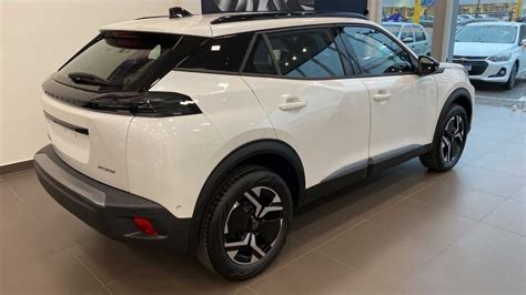 Peugeot 2008 Wit met Zwart Dak