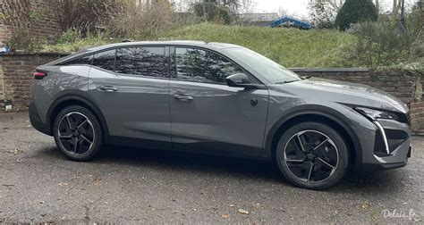 Peugeot 408 Selenium Grijs