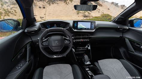 Peugeot e-208 interieur