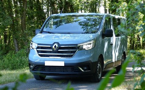Renault Trafic Bleu Cumulus