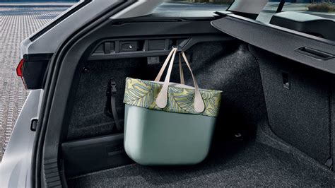 Simply Clever Features