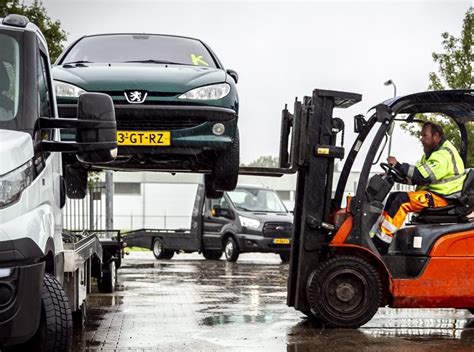 Sloopauto ophalen in Noord-Holland