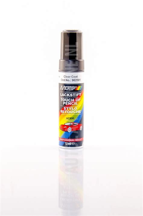 Spuitbus, lakstift en lakpen