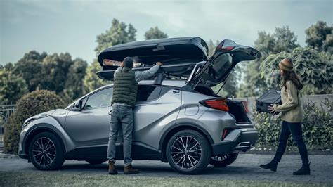 Toyota C-HR met dakkoffer