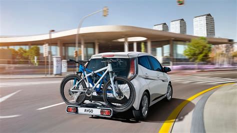 Toyota C-HR met fietsendrager