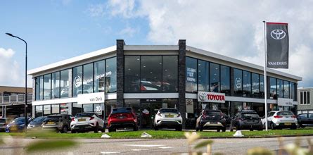 Toyota Dealer Van Ekris