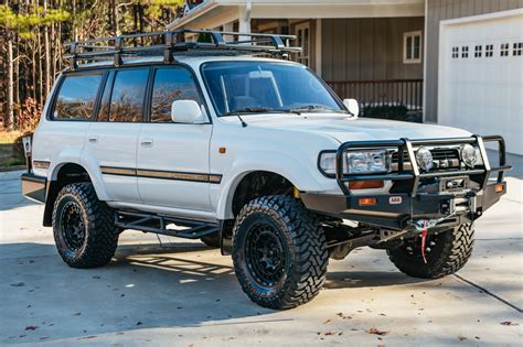 Toyota LandCruiser 90