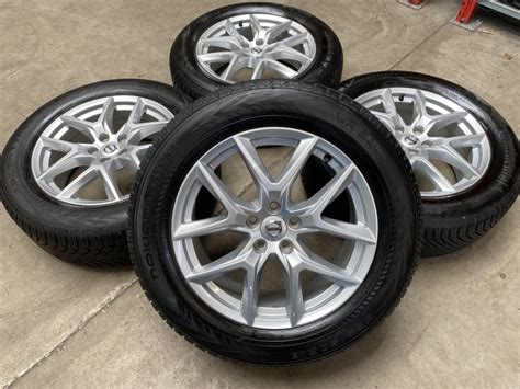 Volvo V40 winterbanden met velg