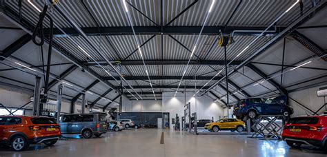 Werkplaats van een autobedrijf